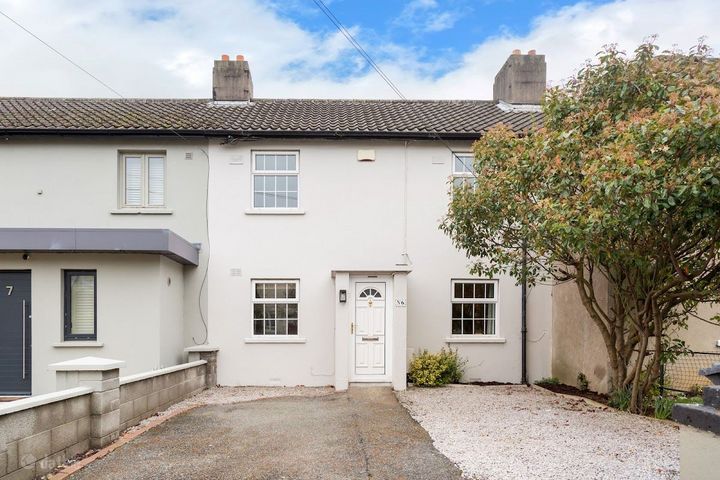 6 Saint Patrick's Crescent, Monkstown, Co. Dublin, A96EK57