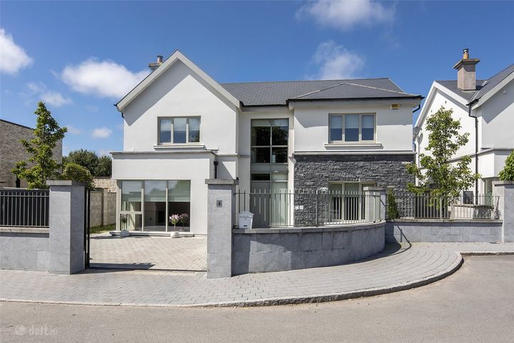 4 Greenbanks, Well Road, Douglas, Cork