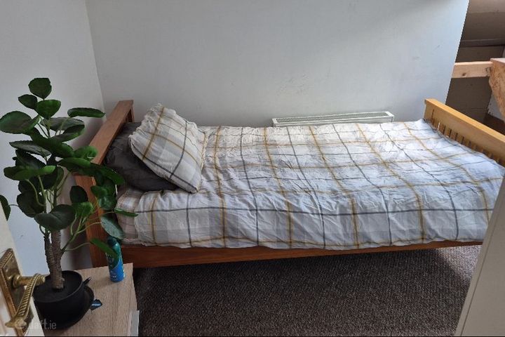 The Green, Rosenallis, Co. Laois