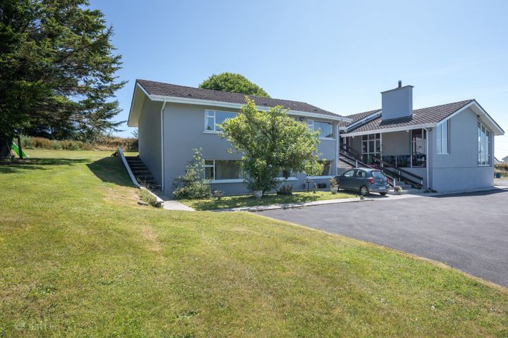 The Ranch House, Tulligmore, Ballinhassig, Co. Cork, T12RX54