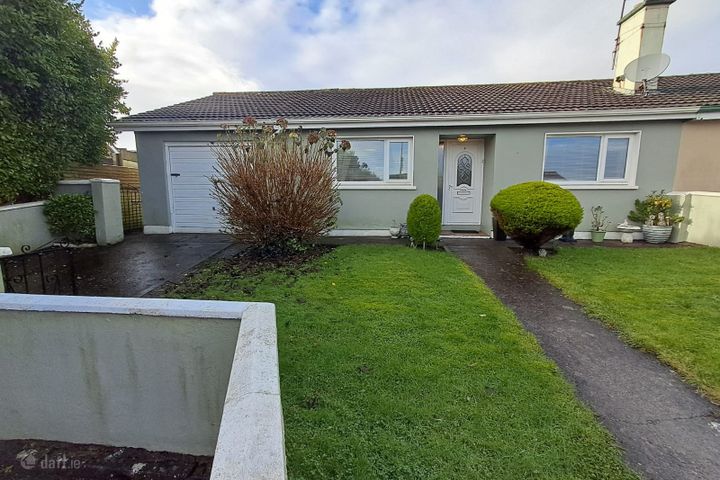4 Hillcourt Grove, Cobh, Co. Cork, P24T950
