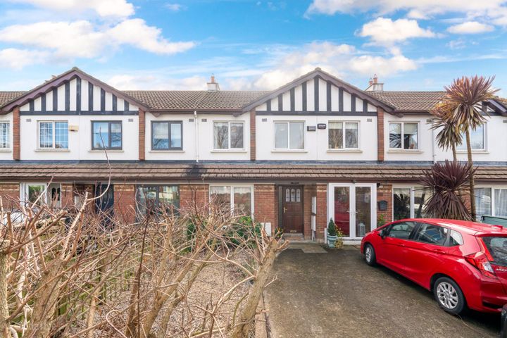 Connawood Lawn, Old Connawood, Bray