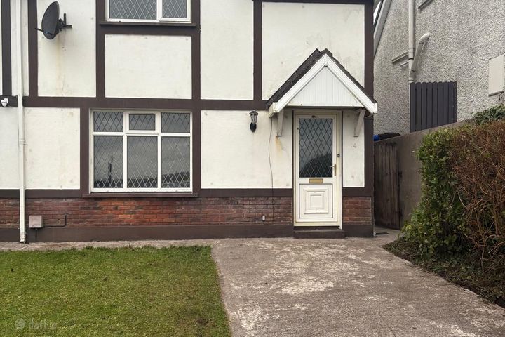 Viewpoint, Pound Road, Castlebar, Co. Mayo, F23DC89