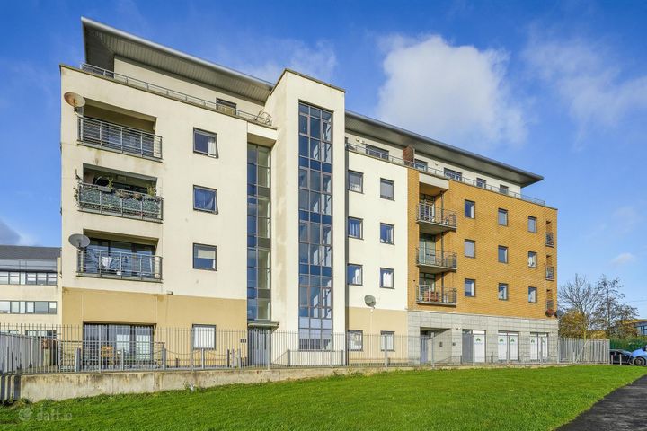 40 Shangan Hall, Ballymun, Dublin 9