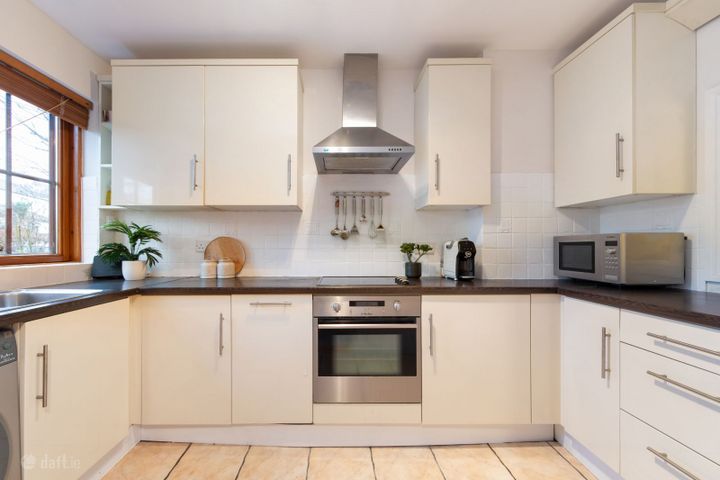 54 The Beeches, Monkstown Valley, Monkstown, Monkstown, Co. Dublin, A94E9N4 - Photo 3