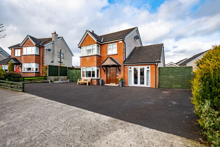 284 Greenpark Meadows, Mullingar, Co. Westmeath, N91H9Y3
