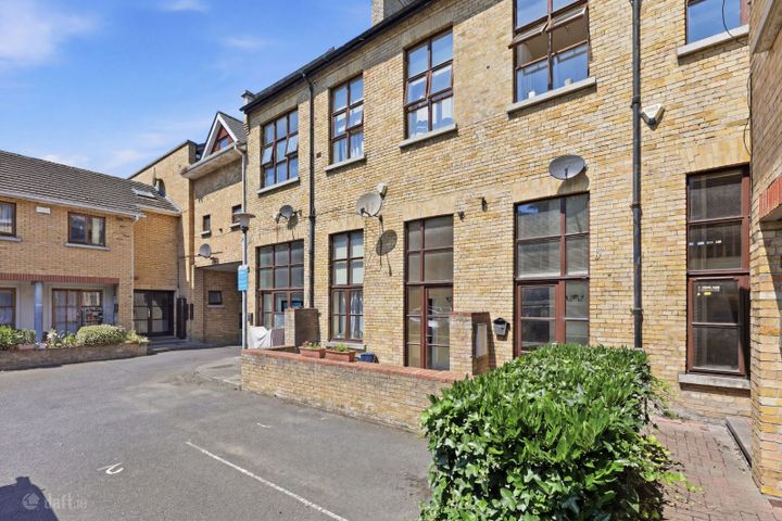 17 Belvedere Square, Dublin 1, D01T9K7