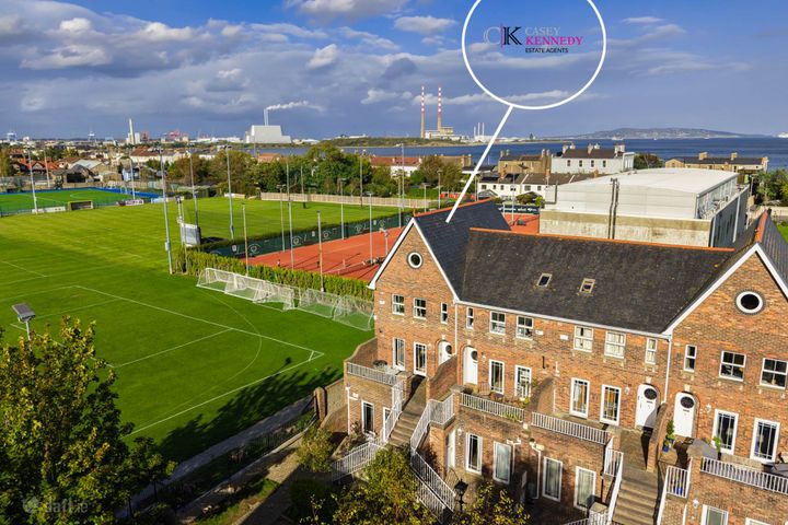 66 Radcliffe Hall, Saint John`s Road, Sandymount, Dublin 4, Co. Dublin, D04W2V4