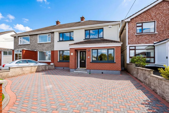 Jireh, 95 Meadow Grove, Ballinteer, Dublin 16, D16NH92