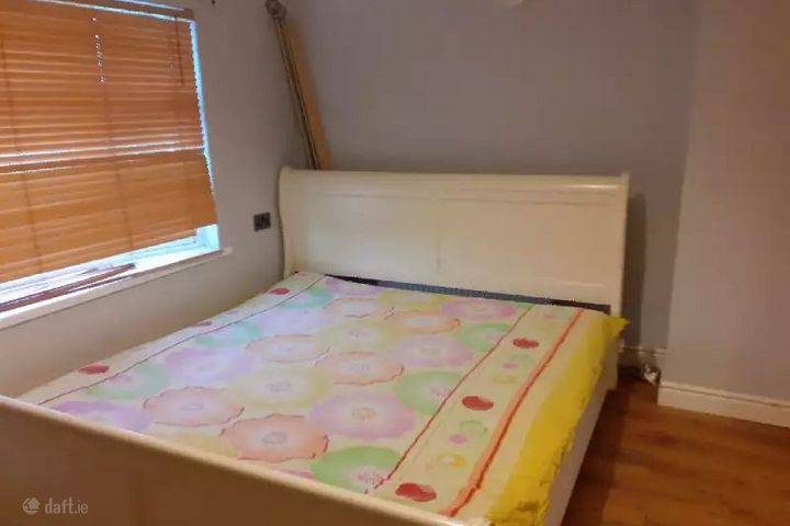 196 Glasanaon Road, Finglas, Dublin 11