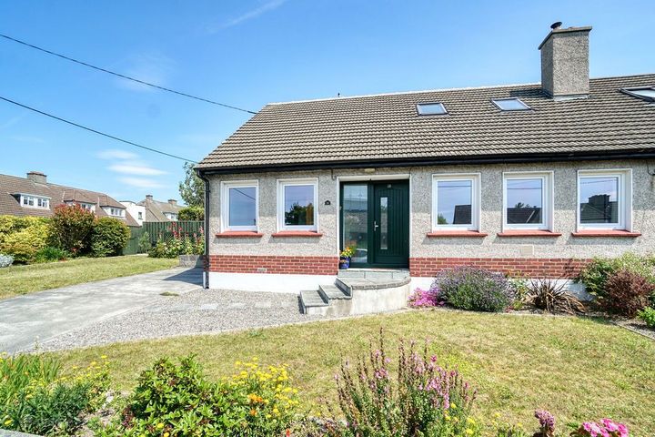 18 Shandon Park, Monkstown, Co. Dublin, A94AV62