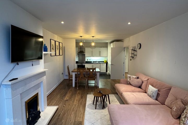 Dodderbank Appartment, D6 Clonskeagh , Milltown, Dublin 14