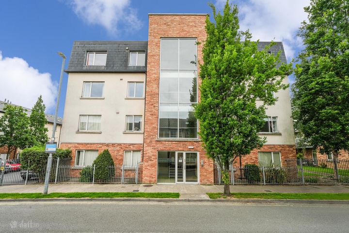 8 Eaton Way, Rathcoole, Co. Dublin