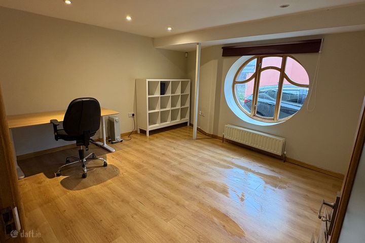 Salamander, 80 Sandford Road, Dublin 6, Donnybrook, Dublin 4