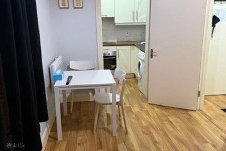 Flat 5, 32 Charles Street Great, North Circular Road, Co. Dublin