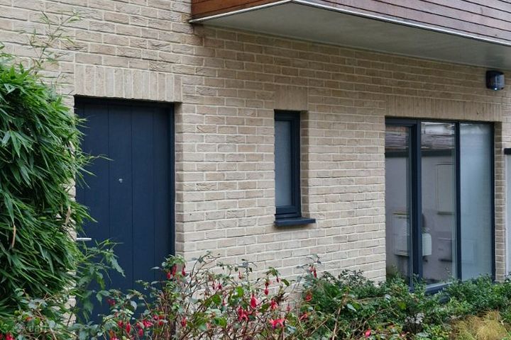 8 The Ropery, Dublin 4, Grand Canal Dock, Co. Dublin