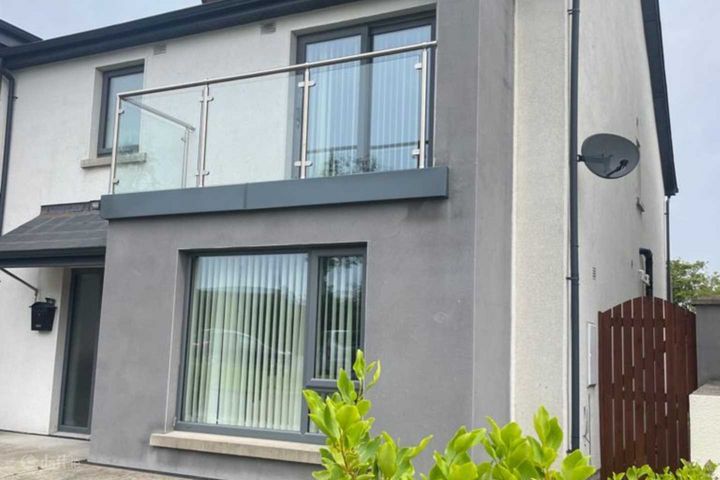10 Oakhill, Gorey, Co. Wexford