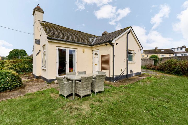 10 Saint Vincent`s Cottages, Blackhorse Avenue, Dublin 7, Co. Dublin, D07H6Y7