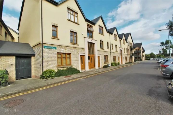 Woodbrook Court, Castleknock, Dublin 15