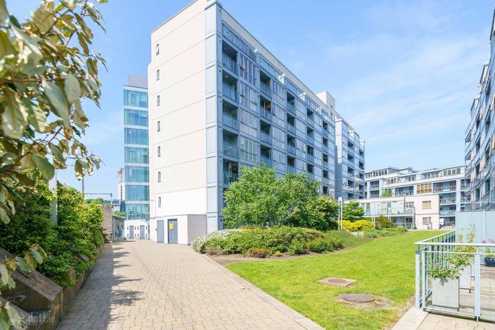 Apartment 32, The Hibernian, The Gasworks, Grand Canal Dock, Co. Dublin, D04AK84