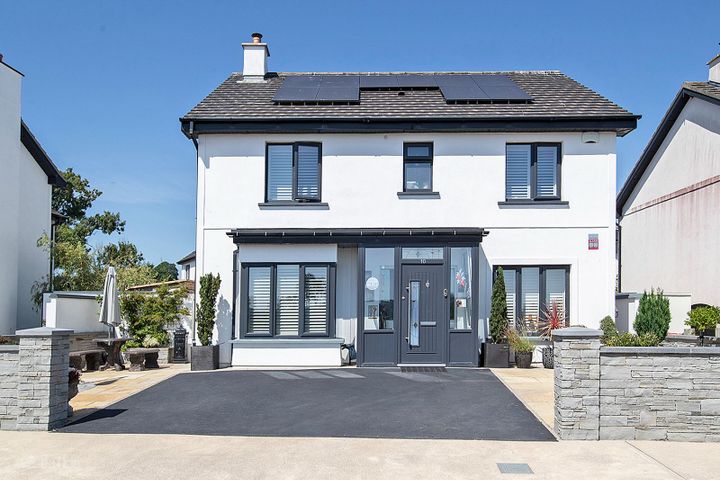 10 Waterside, Dungarvan, Co. Waterford, X35TY40