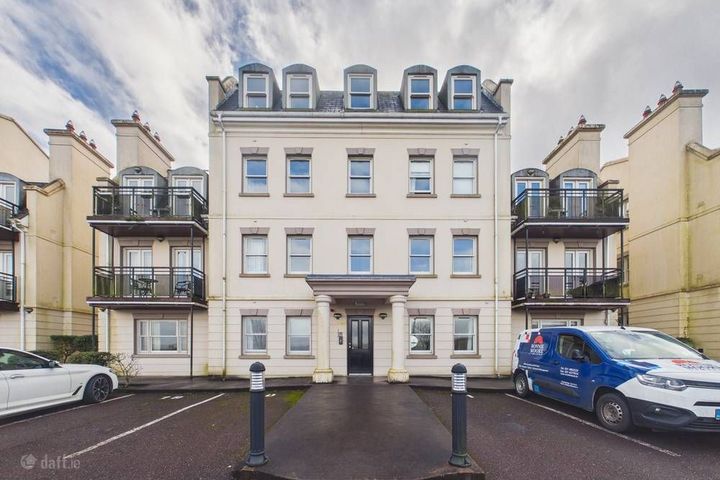 Apartment 16, Estuary Court, Rochestown, Co. Cork, T12C638