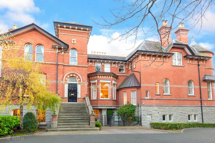 Apartment 10/11, Raglan Court, Raglan Road, Dublin 4