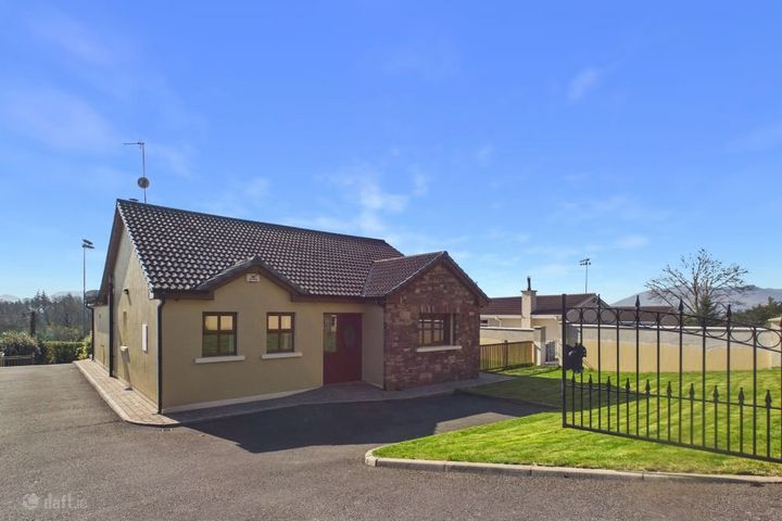 Tullig, Killarney, Co Kerry, V93T6RR