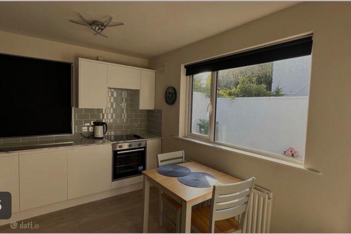 7 Oxford Road, Ranelagh, Dublin 6, Knocklyon, Dublin 16