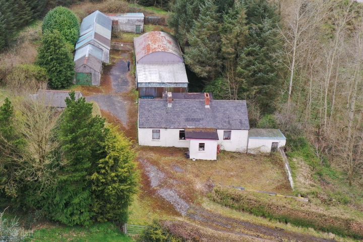 Cabragh, Tullynahinnera, Castleblayney, Co. Monaghan, A75V129