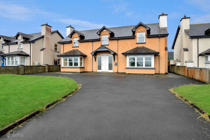 4 Bother Bui, Chapel Hill, Omeath, Louth