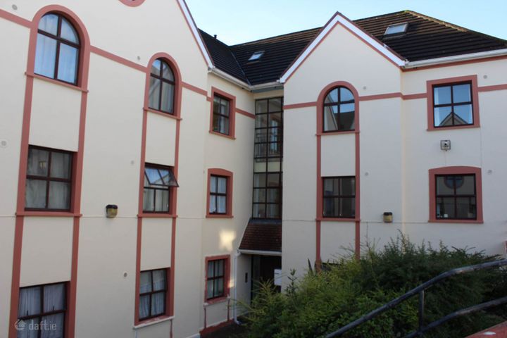 Penthouse Apartment 6, Fortwell Court, Fortwell, Letterkenny, Co. Donegal