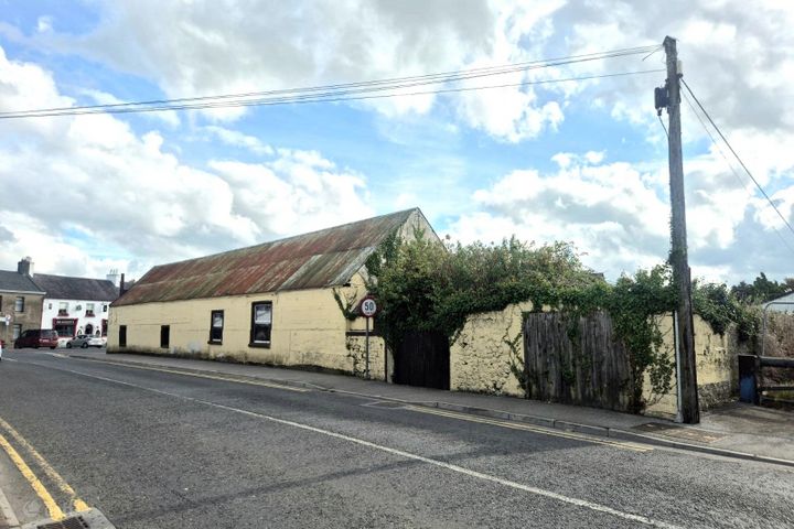 Main St./Athlone Rd. Junction, Kinnegad, Co. Westmeath