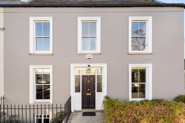 1 Montpelier Place, Temple Hill, Blackrock, Dublin