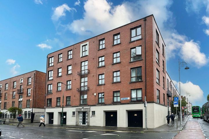 6 Sarsfield Quay Apartments, Liffey Street West, Arbour Hill, Dublin 7