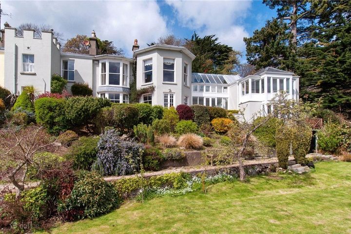 Lynbank, Killiney Hill Rd, Killiney, Dublin