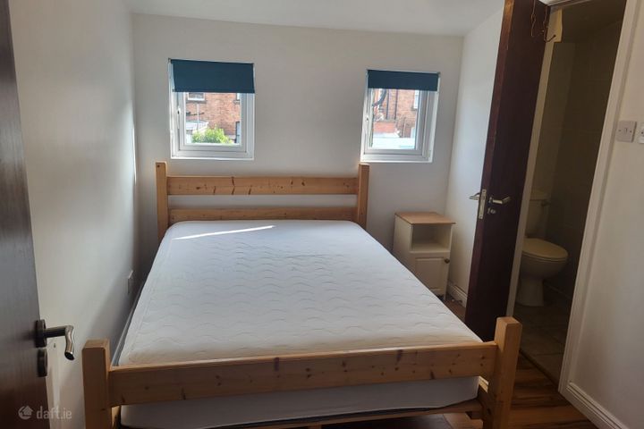 Flat 3, 31 Cabra Park, Phibsborough, Dublin 7