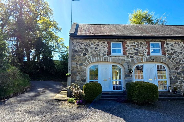 1 Carriage House, Lismore Demesne, Crossdoney, Co. Cavan, H12RX54