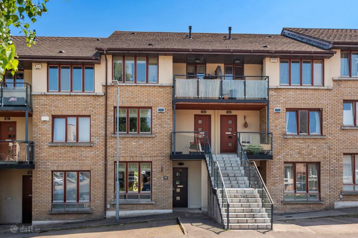 46 Belarmine Place,, Stepaside,, Dublin 18, D18RF99
