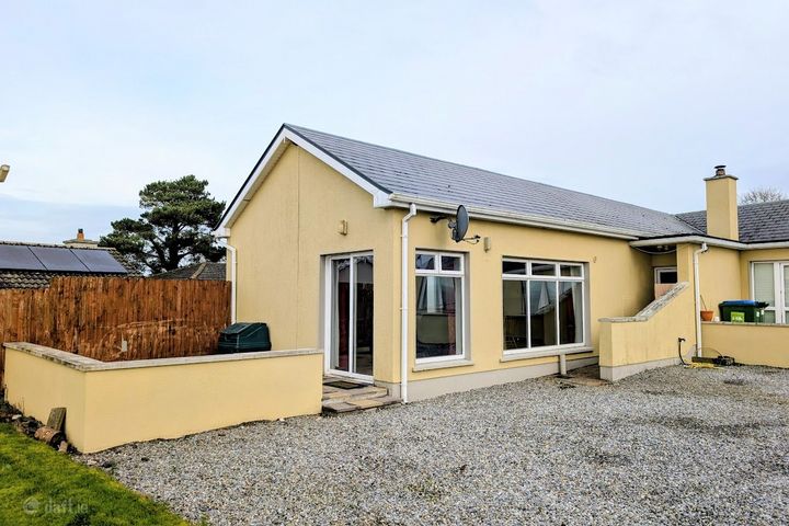 2 The Lane, Puckane, Nenagh, Co Tipperary, E45X598