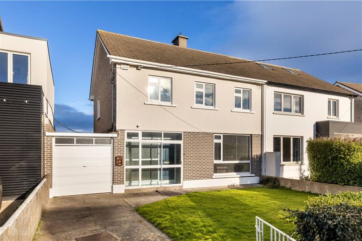66 Foxrock Avenue, Foxrock, Dublin 18, D18T9X5