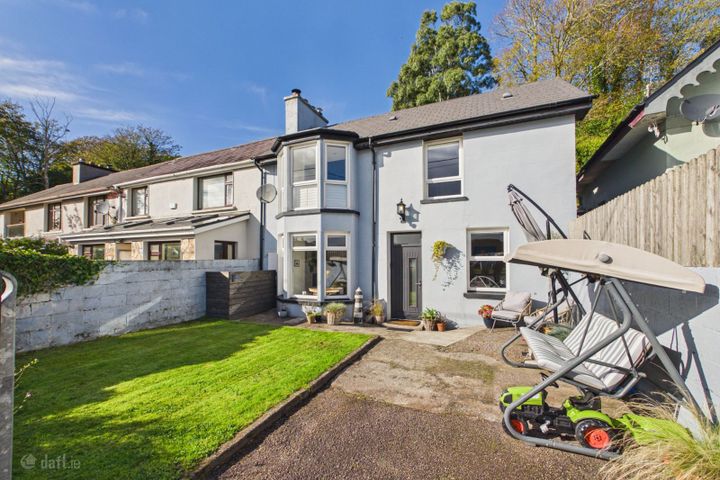 Bayview, Strand Road, Monkstown, Co. Cork, T12AE6N