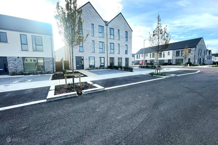 Redford Grove, Adamstown, Lucan, Co. Dublin