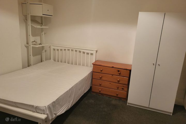 18 Whitworth Road, Dublin 9, Drumcondra, Dublin 9