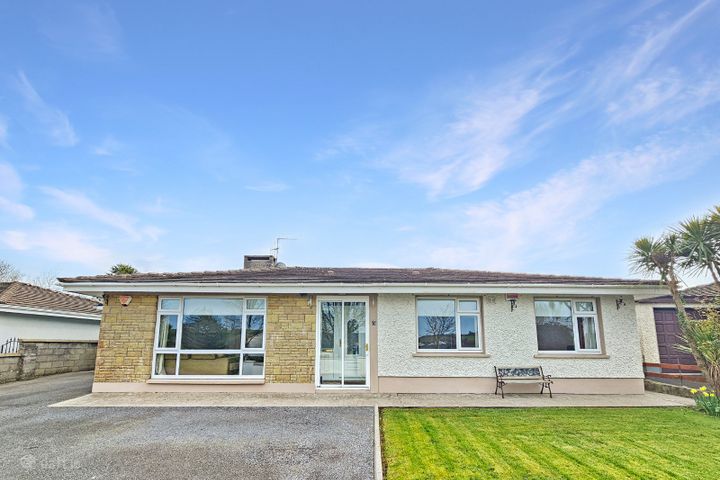 2 Ashfield Park, Gort Road, Ennis, Co. Clare, V95E9R2