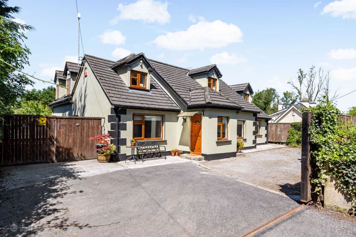 Kilcloncorkry, Rathangan, Bracknagh, Co. Offaly, R51XH21
