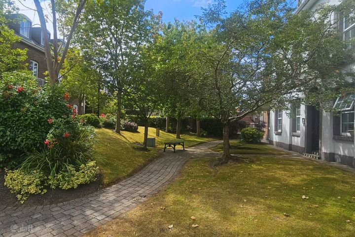 Glenarm Square, Saint Joseph'S Avenue, Drumcondra, Dublin 9