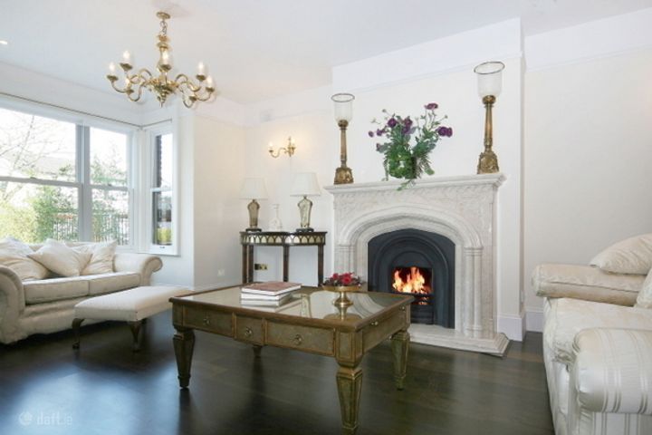 6 Pecks Lane, Castleknock, Dublin