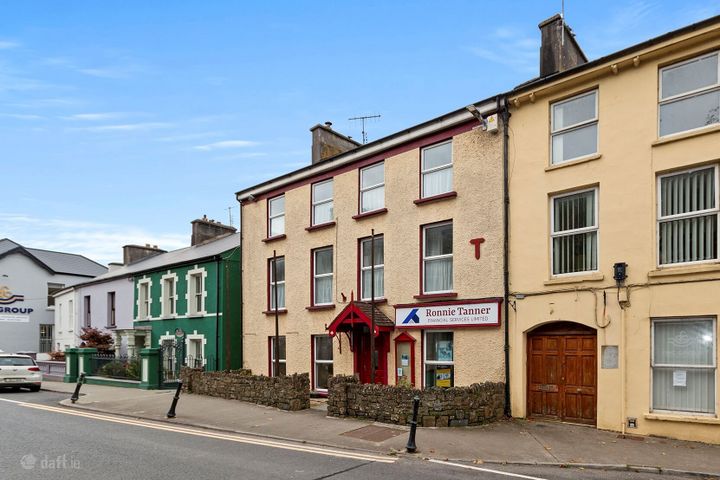 Ilenroy House, 10 North Street, Skibbereen, Co Cork, P81DH60