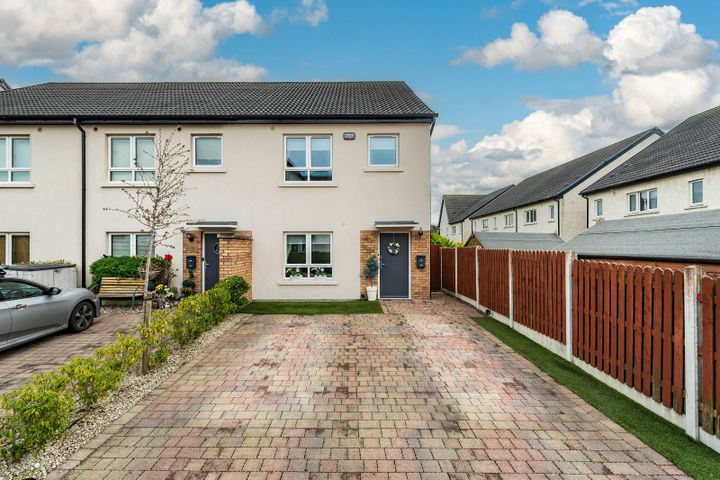 16 Oaktree Lawn, Cunnaberry Hill, Kildare, Co. Kildare, R51E277